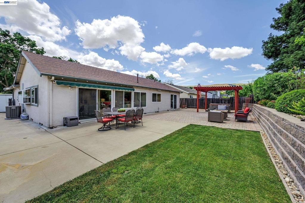 Image 26 of property listing at 2883 Westchester Drive, San Ramon, CA 94583