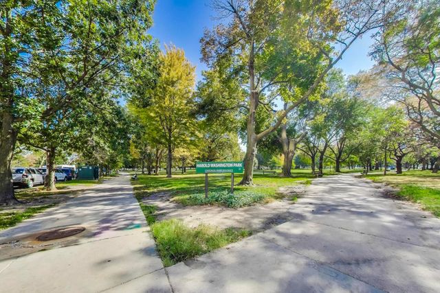 5050 S East End Avenue 4B, Chicago, IL 60615