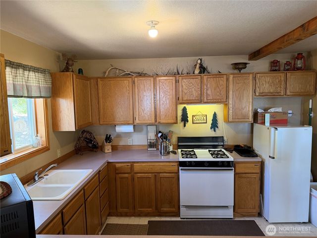 3054 W Sun East Road, Ellensburg, WA 98926