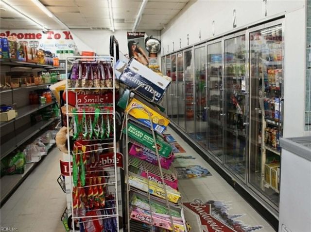 13675 Warwick BLVD, Newport News, VA 23602