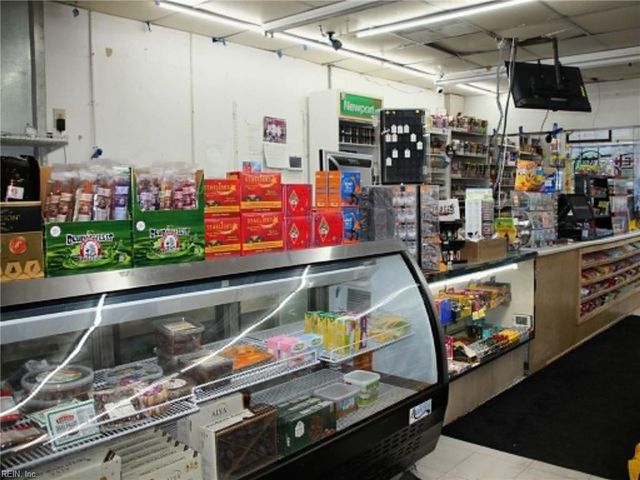 13675 Warwick BLVD, Newport News, VA 23602