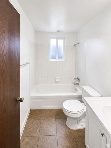 2544 S 700 E, Millcreek, UT 84106