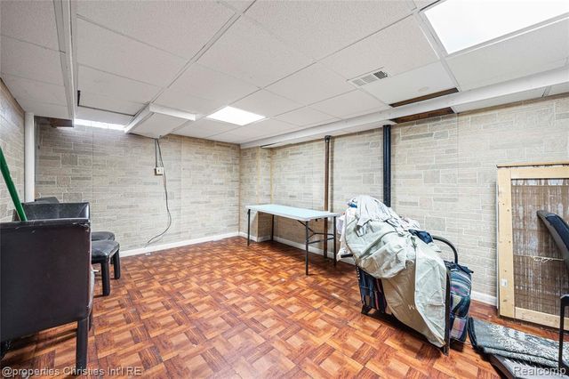 7178 Heather Heath, West Bloomfield, MI 48322