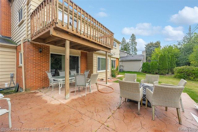 7178 Heather Heath, West Bloomfield, MI 48322