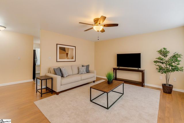 317 Seven Oaks Lane, Spartanburg, SC 29301