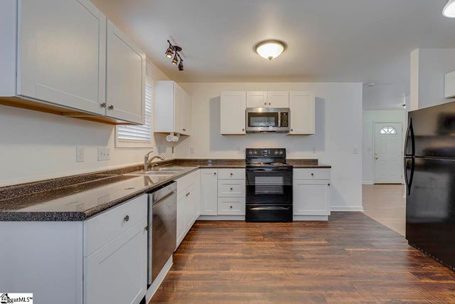 317 Seven Oaks Lane, Spartanburg, SC 29301