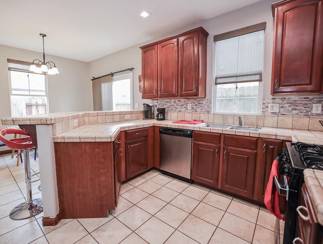 1931 Spoonbill Rd, West Sacramento, CA 95691