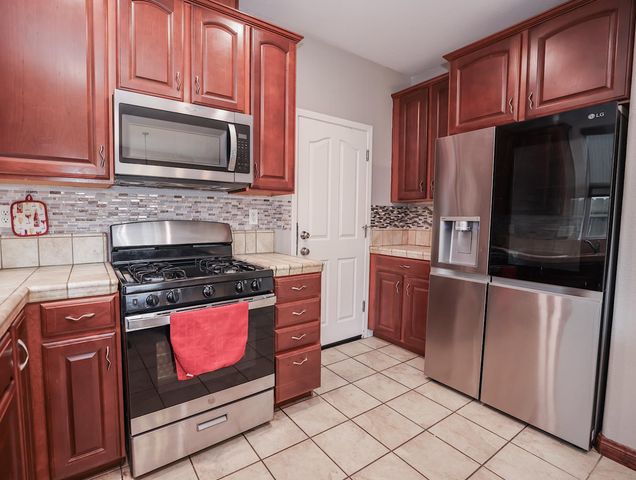 1931 Spoonbill Rd, West Sacramento, CA 95691