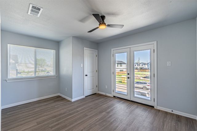 2419 Jeffries Street, Dallas, TX 75215