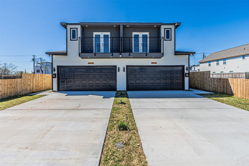 2419 Jeffries Street, Dallas, TX 75215