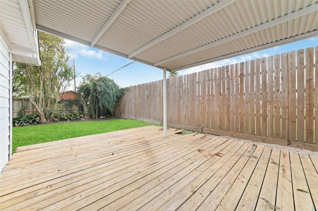 3815 April Lane, Houston, TX 77092