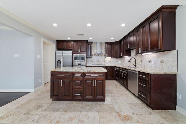 3815 April Lane, Houston, TX 77092