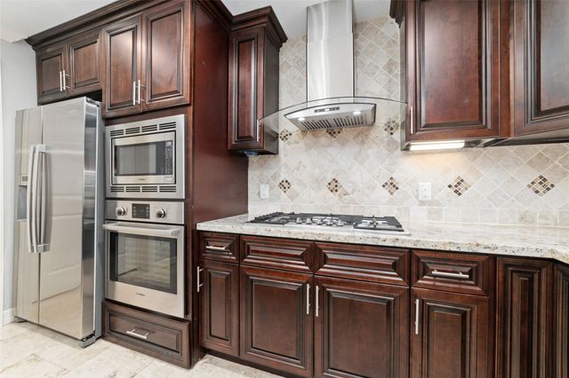 3815 April Lane, Houston, TX 77092