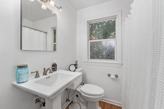 727 S Fountain Ave, Wichita, KS 67218