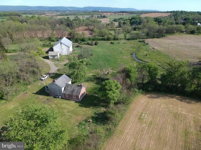 5432 POLKTOWN RD, Waynesboro, PA 17268