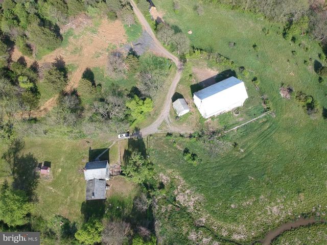 5432 POLKTOWN RD, Waynesboro, PA 17268