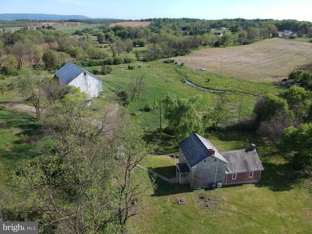 5432 POLKTOWN RD, Waynesboro, PA 17268