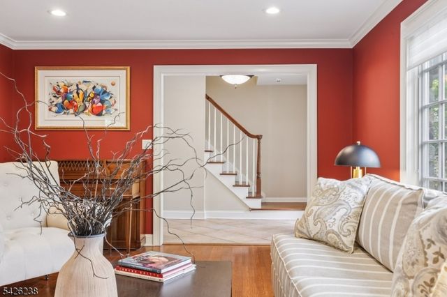 65 Rockledge Dr, Livingston Twp., NJ 07039