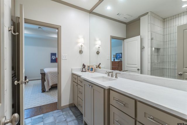 3640 River Oaks Court, Tyler, TX 75707