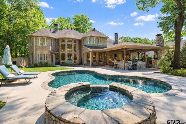 3640 River Oaks Court, Tyler, TX 75707