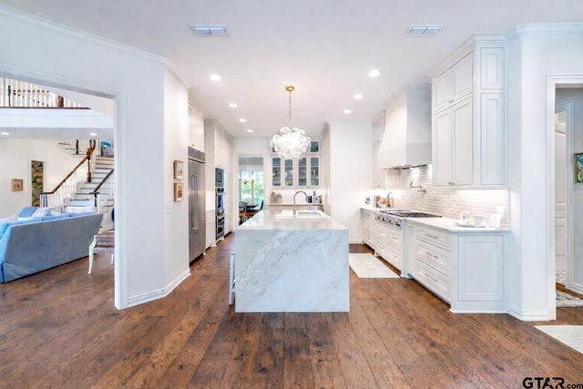 3640 River Oaks Court, Tyler, TX 75707