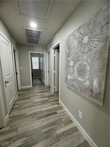 7758 Meng Court, Las Vegas, NV 89113