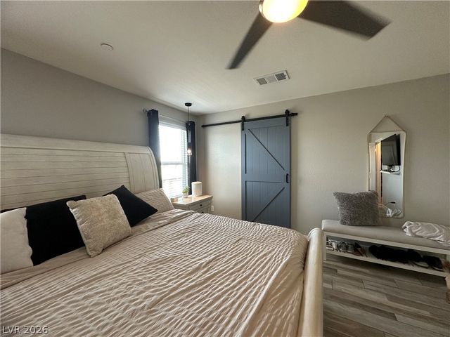 7758 Meng Court, Las Vegas, NV 89113