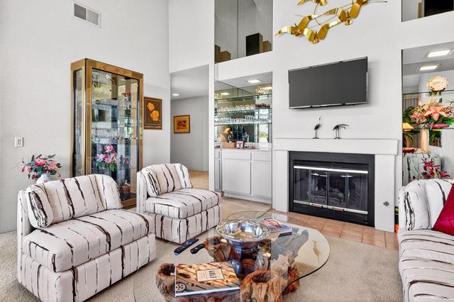 76654 Hollyhock Drive, Palm Desert, CA 92211