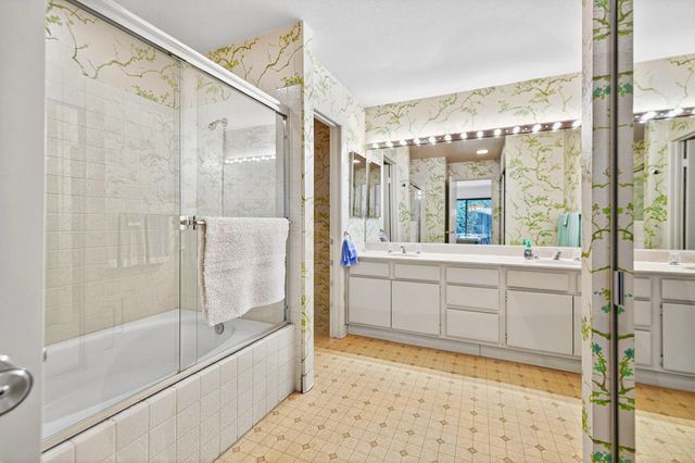 76654 Hollyhock Drive, Palm Desert, CA 92211