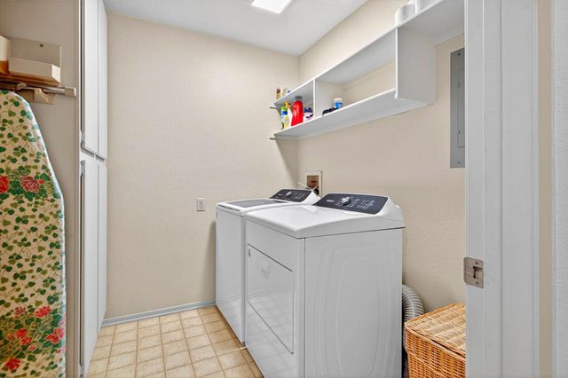 76654 Hollyhock Drive, Palm Desert, CA 92211