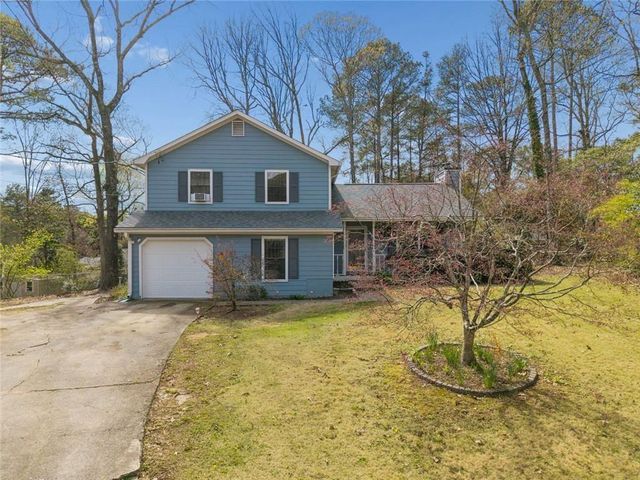 3492 Vista Heights Way SW, Lilburn, GA 30047
