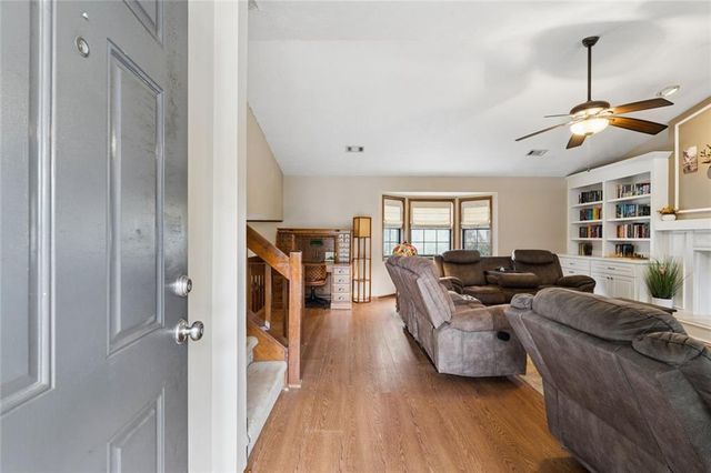 3492 Vista Heights Way SW, Lilburn, GA 30047