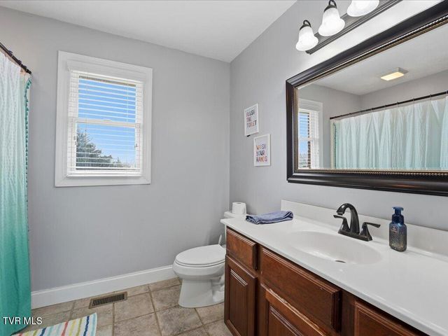 4028 Eagles View Court, Morristown, TN 37813