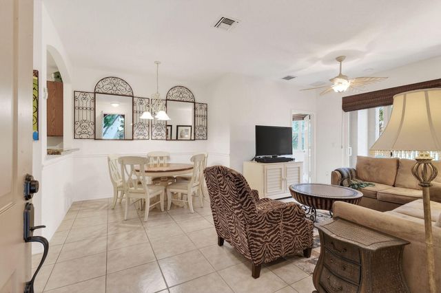 4891 Bonsai Circle 101, Palm Beach Gardens, FL 33418