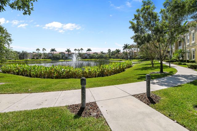 4891 Bonsai Circle 101, Palm Beach Gardens, FL 33418