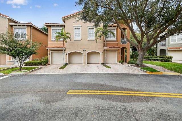 4891 Bonsai Circle 101, Palm Beach Gardens, FL 33418