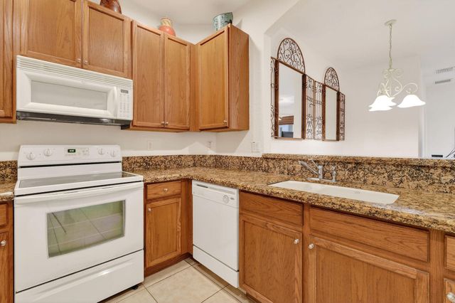 4891 Bonsai Circle 101, Palm Beach Gardens, FL 33418