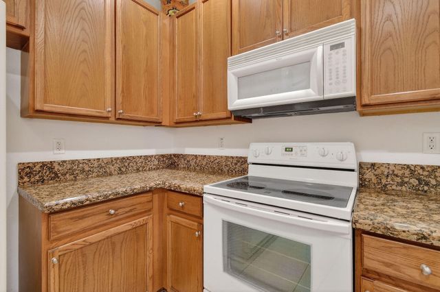 4891 Bonsai Circle 101, Palm Beach Gardens, FL 33418