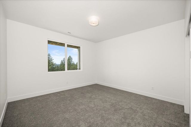 4233 W Tolliver Ct, Spokane, WA 99208