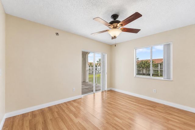 2620 S University Drive 308, Davie, FL 33328
