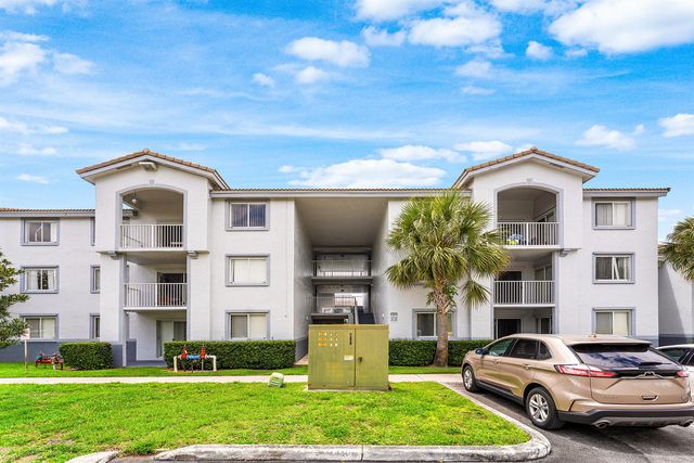 2620 S University Drive 308, Davie, FL 33328