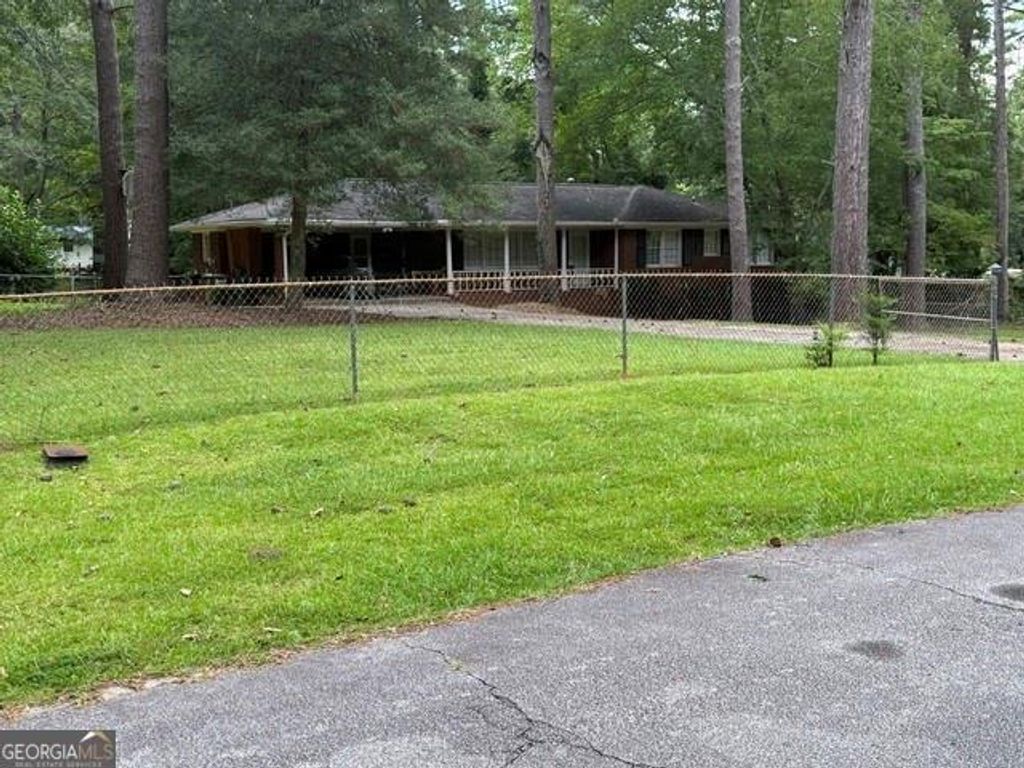 856 Virginia Court SE, Conyers, GA 30094