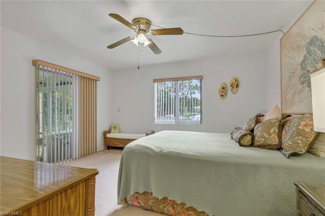 1025 Foxfire LN # 110, Naples, FL 34104