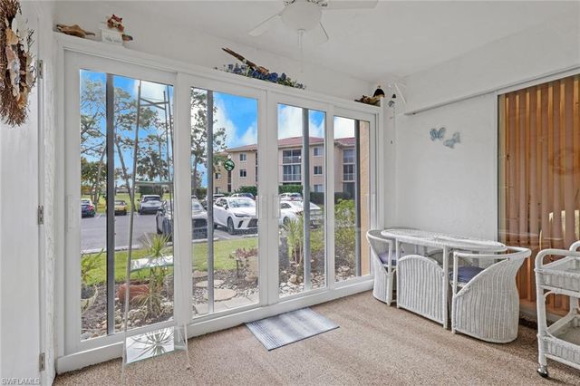 1025 Foxfire LN # 110, Naples, FL 34104