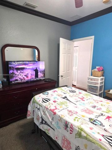 1889 SE 14th St, Homestead, FL 33035