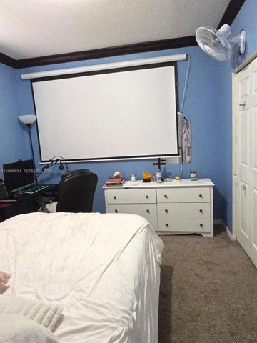 1889 SE 14th St, Homestead, FL 33035