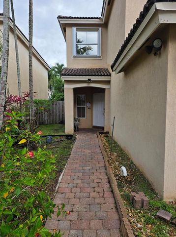 1889 SE 14th St, Homestead, FL 33035