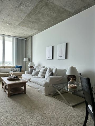 300 S Australian Avenue 911, West Palm Beach, FL 33401