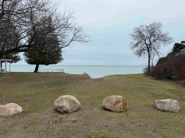 7629 Schroeder Avenue, Lexington, MI 48450