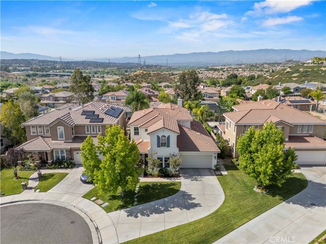 29207 Avenida Avila, Valencia, CA 91354